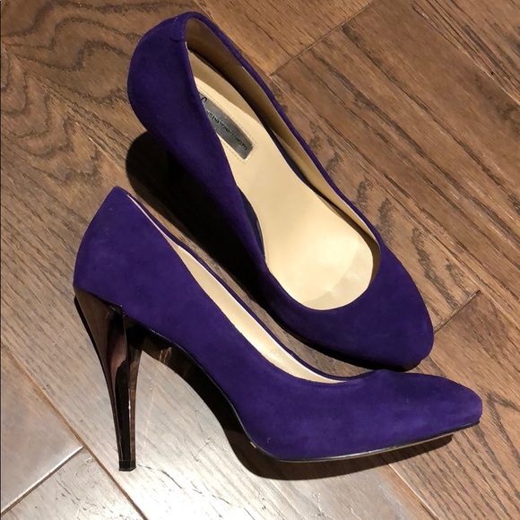 Metallic heeled pumps - Picture 2 of 4